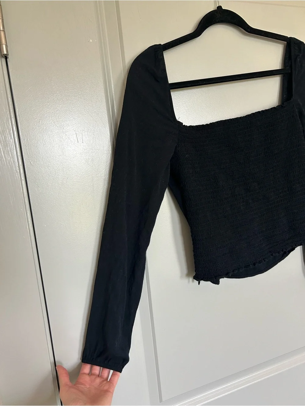 Reformation Reign Black Square-Neck Long Sleeve Crop Top